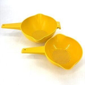 Tupperware Set Of 2‎ Yellow Colander Strainer Set Made in U.S.A. Vintage